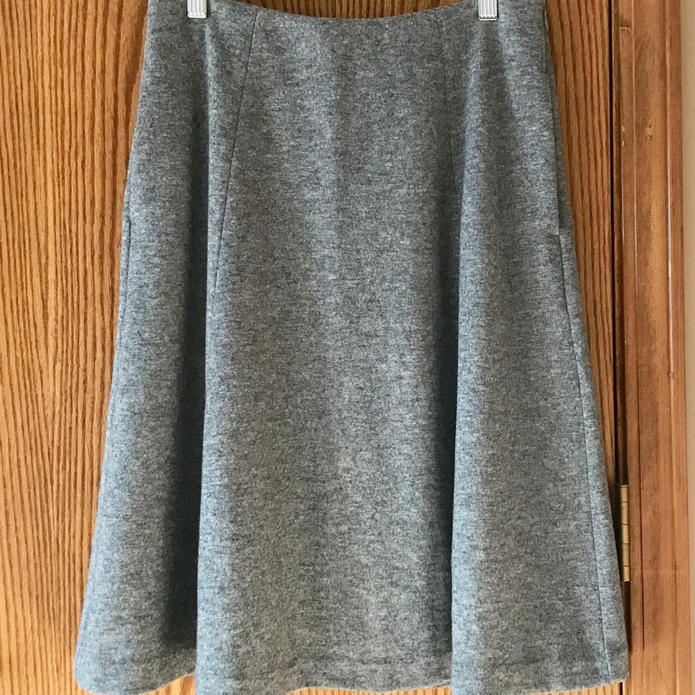 Uniqlo wool blended skirt